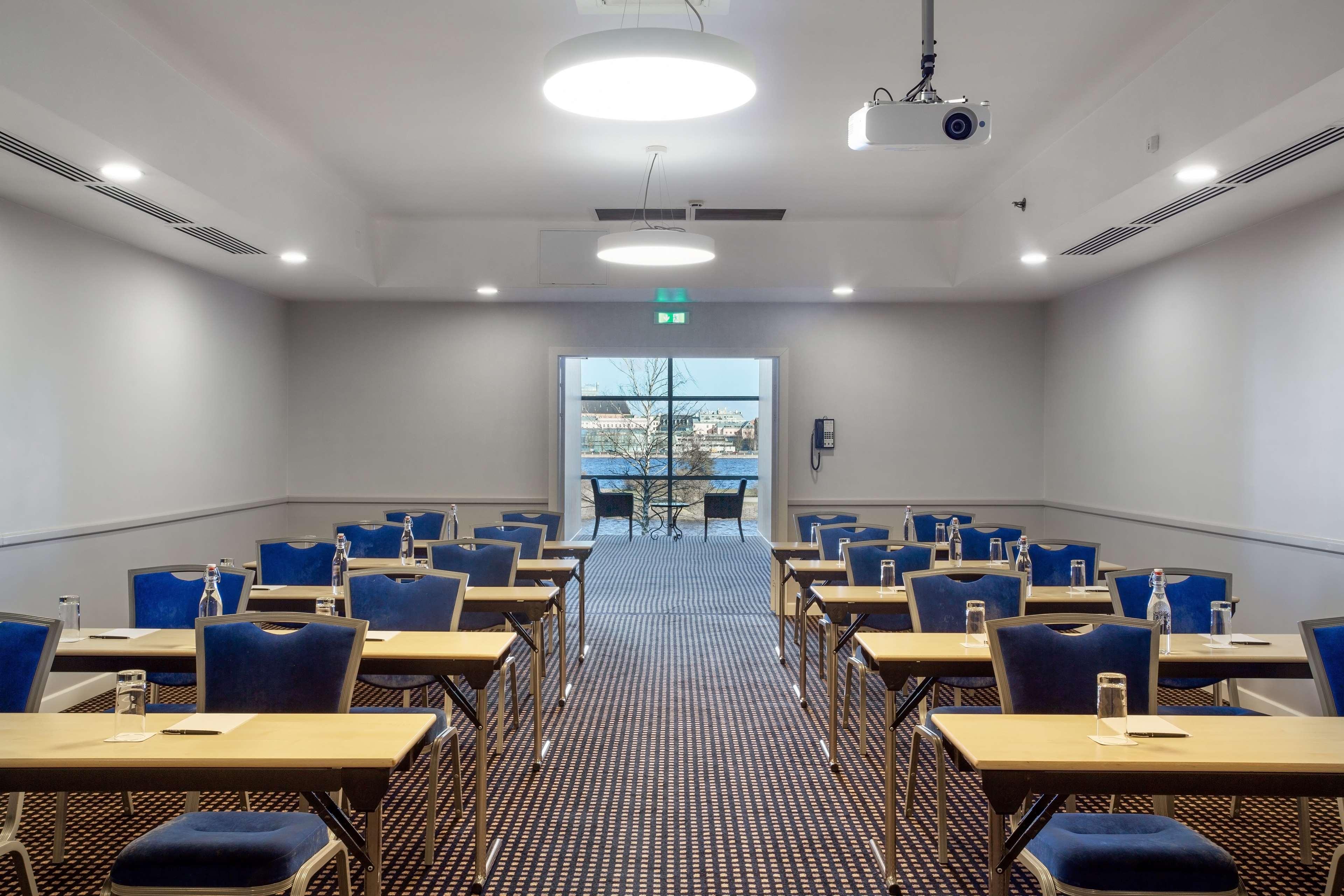 Radisson Blu Hotel & Spa, Daugava Riga Luaran gambar