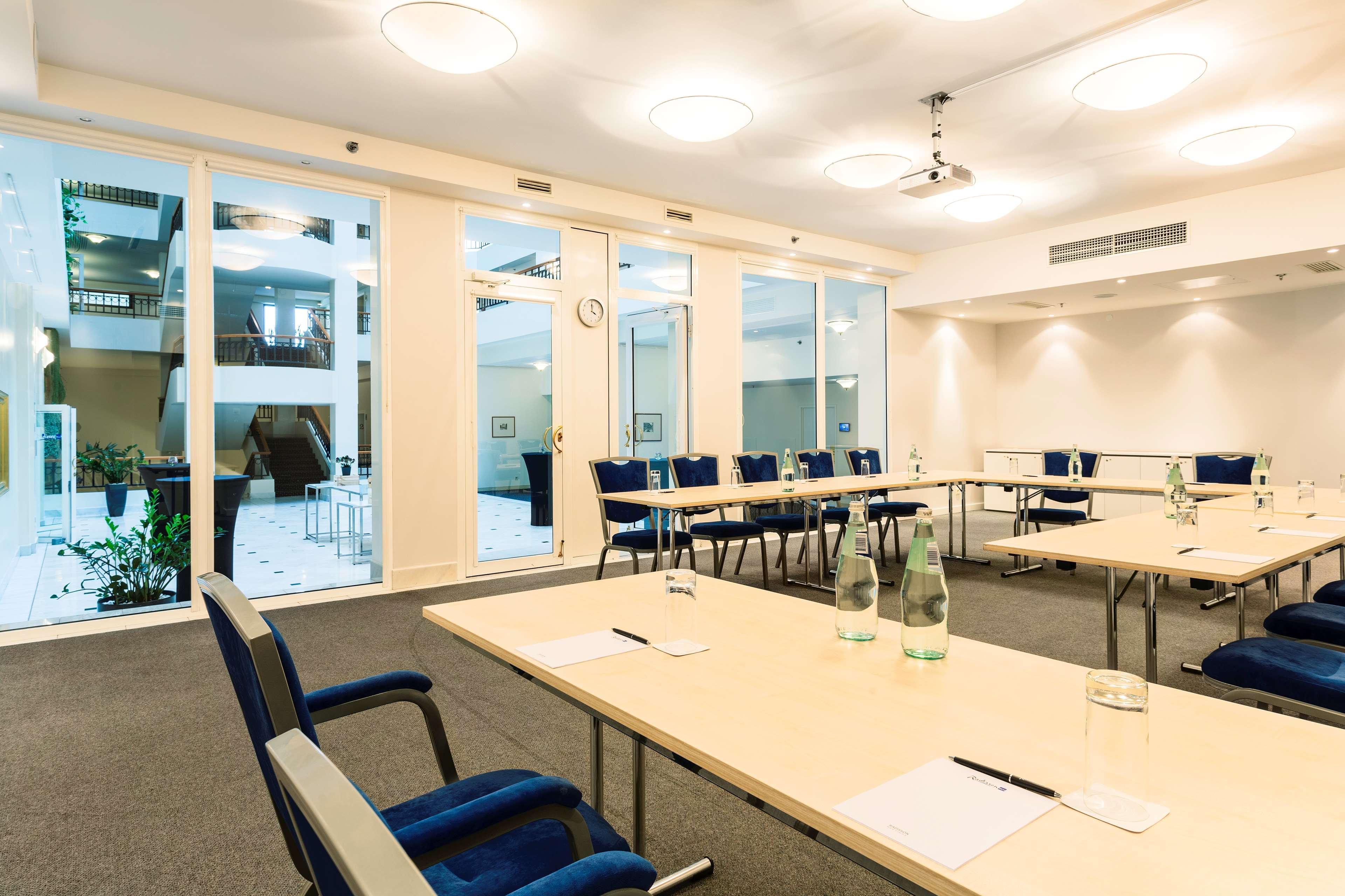 Radisson Blu Hotel & Spa, Daugava Riga Luaran gambar