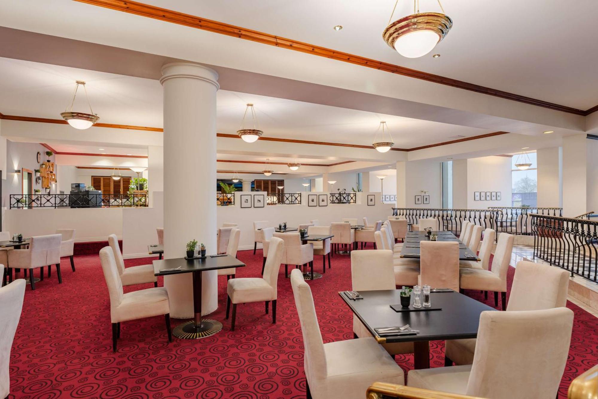 Radisson Blu Hotel & Spa, Daugava Riga Luaran gambar